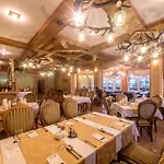 Hotel Diana
