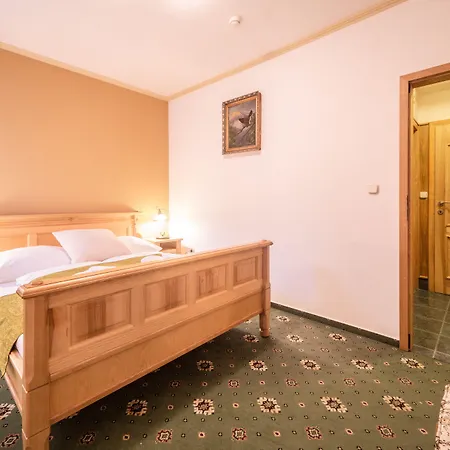 Hotel Diana