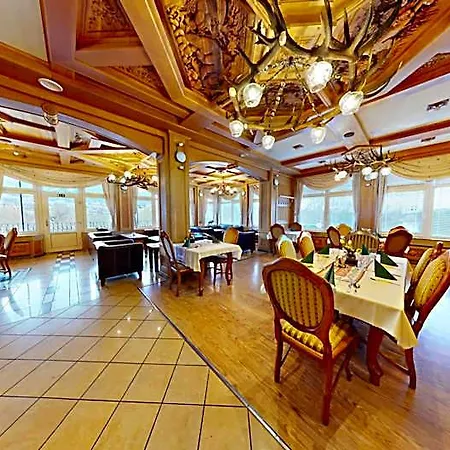 Hotel Diana 3*