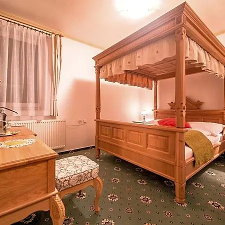 Diana Hotel 3*