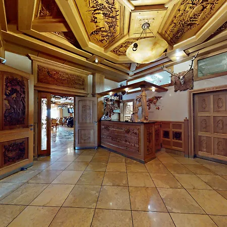 Diana Hotel 3*