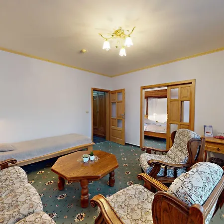 Diana Hotel 3*