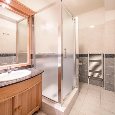 Diana Hotel 3*