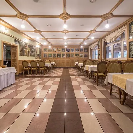 Hotel Diana 3*