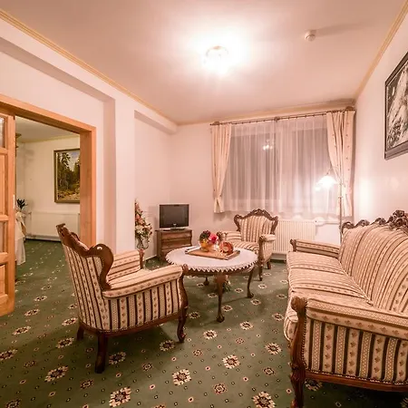 Hotel Diana 3*