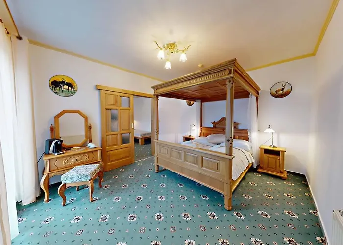 Hotel Diana