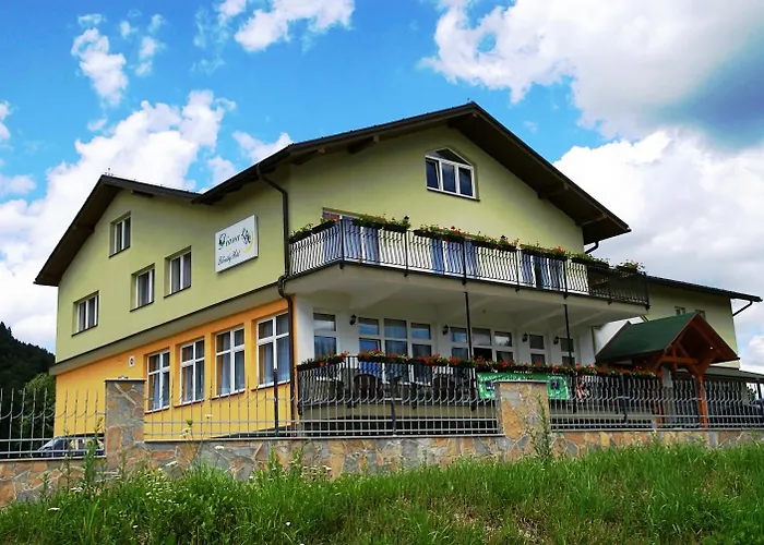 Diana Hotel Straza